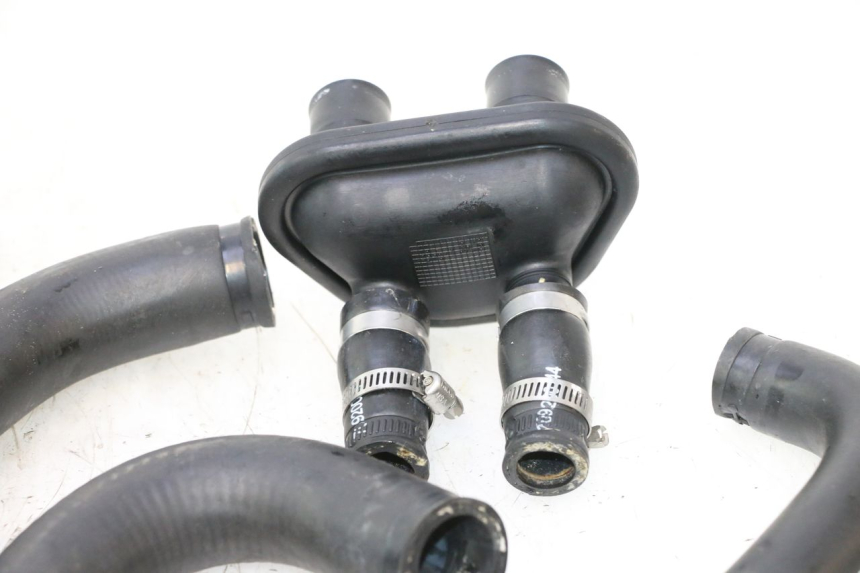 photo de RADIATOR HOSE CAN-AM SPYDER RS 1000 (2008 - 2012) - Product overview