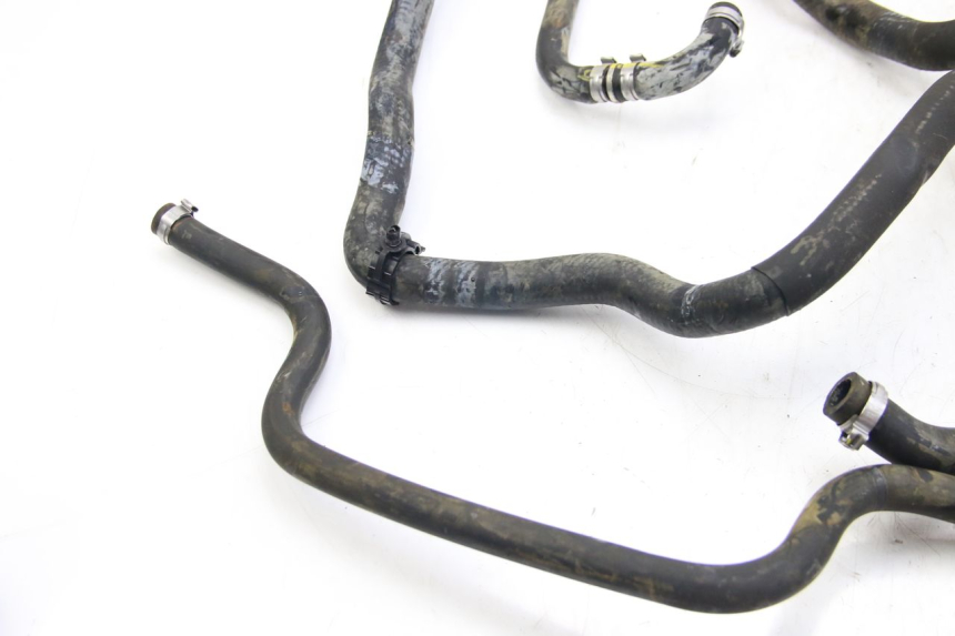 photo de RADIATOR HOSE PIAGGIO VESPA GTS SUPER IE 125 (2009 - 2016) - Component detail