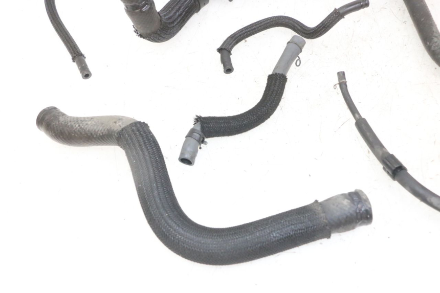 photo de RADIATOR HOSE YAMAHA XJ6 ABS 600 (2008 - 2016) - Technical close-up