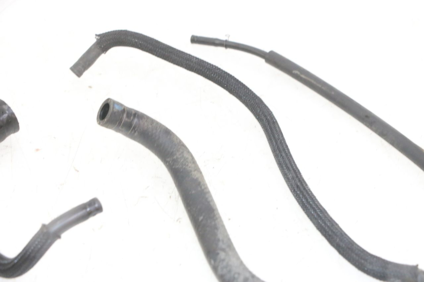 photo de RADIATOR HOSE YAMAHA XJ6 ABS 600 (2008 - 2016) - Fixing points details