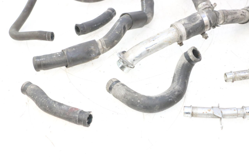 photo de RADIATOR HOSE HONDA XRV AFRICA TWIN 750 (1990 - 1992) - Surface and material condition
