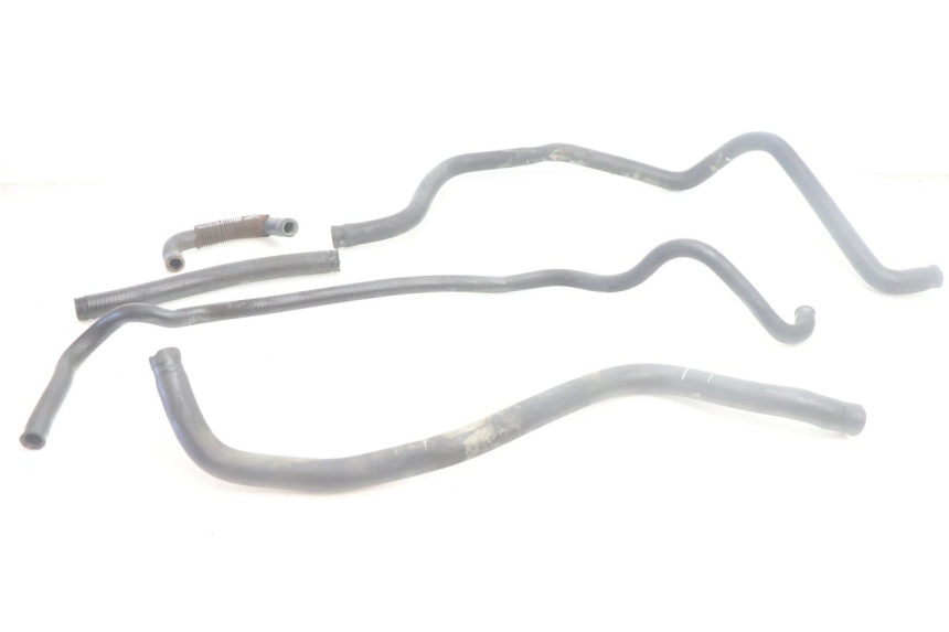 photo de RADIATOR HOSE YAMAHA YP MAJESTY 125 (2002 - 2006) - Main view