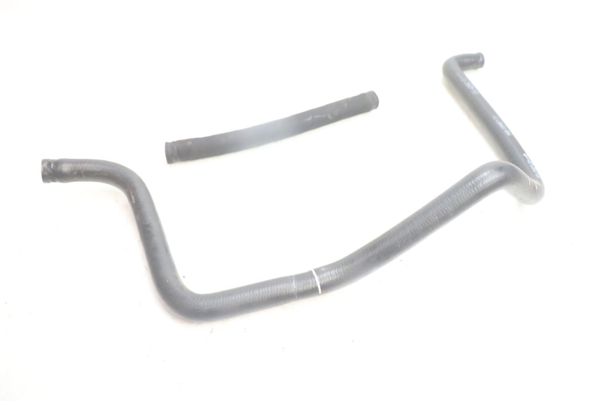photo de RADIATOR HOSE YAMAHA YP MAJESTY 125 (2002 - 2006) - Main view