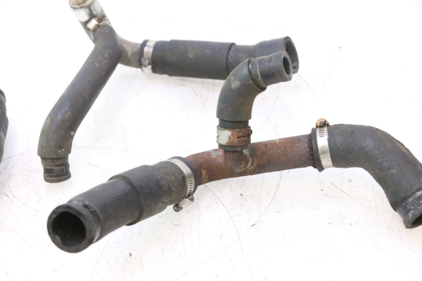photo de RADIATOR HOSE YAMAHA YZF R6 600 (2008 - 2009) - Zoom on usage condition