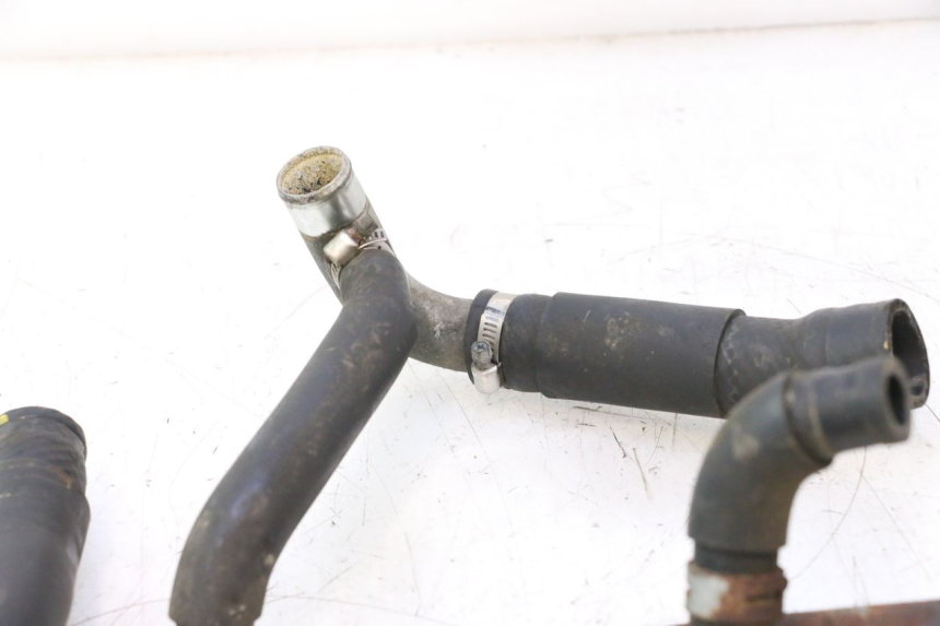 photo de RADIATOR HOSE YAMAHA YZF R6 600 (2008 - 2009) - Alternative perspective
