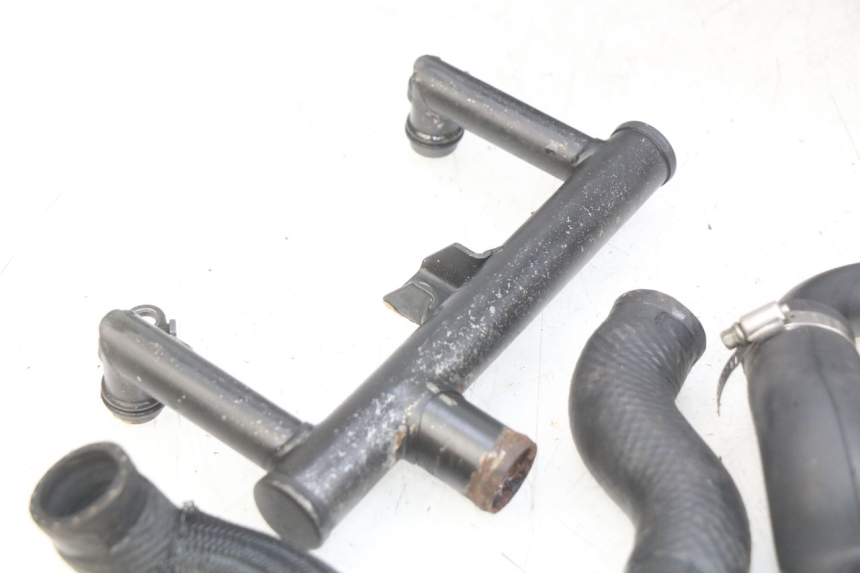 photo de RADIATOR HOSE KAWASAKI Z 750 (2007 - 2013) - Alternative perspective