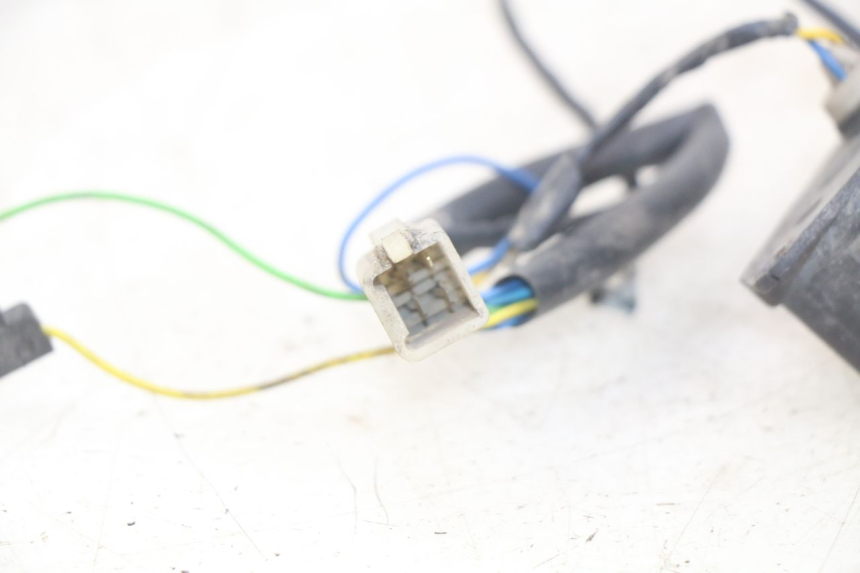 photo de LICENSE PLATE LIGHT APRILIA ATLANTIC 125 (2003 - 2009) - Alternative perspective