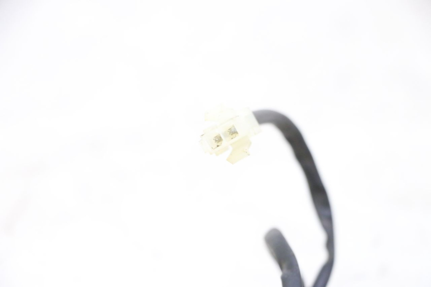 photo de LICENSE PLATE LIGHT PEUGEOT CITYSTAR 50 (2013 - 2017) - Zoom on usage condition