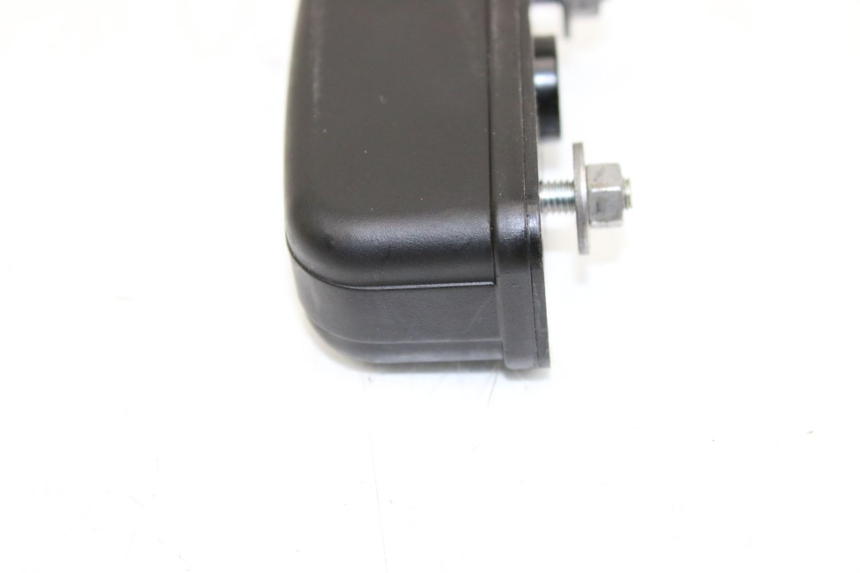 photo de NUMBER PLATE LIGHTING BMW F GS K81 850 (2018 - 2023) - Zoom on usage condition