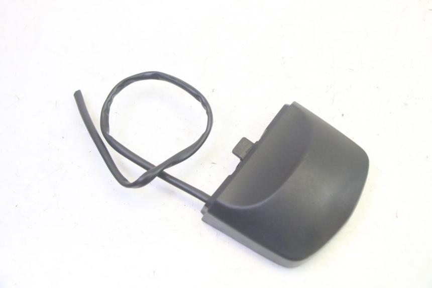 photo de NUMBER PLATE LIGHTING YAMAHA FJR ABS 1300 (2006 - 2012) - Zoom on usage condition