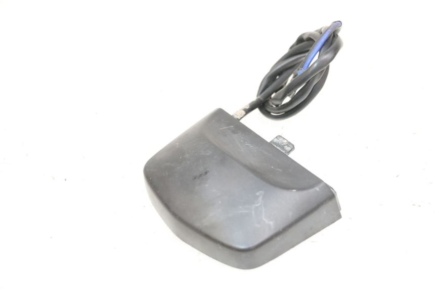 photo de NUMBER PLATE LIGHTING YAMAHA FJR ABS 1300 (2006 - 2012) - Technical close-up