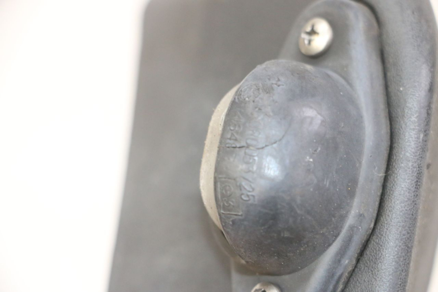 photo de NUMBER PLATE LIGHTING PIAGGIO MP3 LT 400 (2007 - 2012) - Component detail