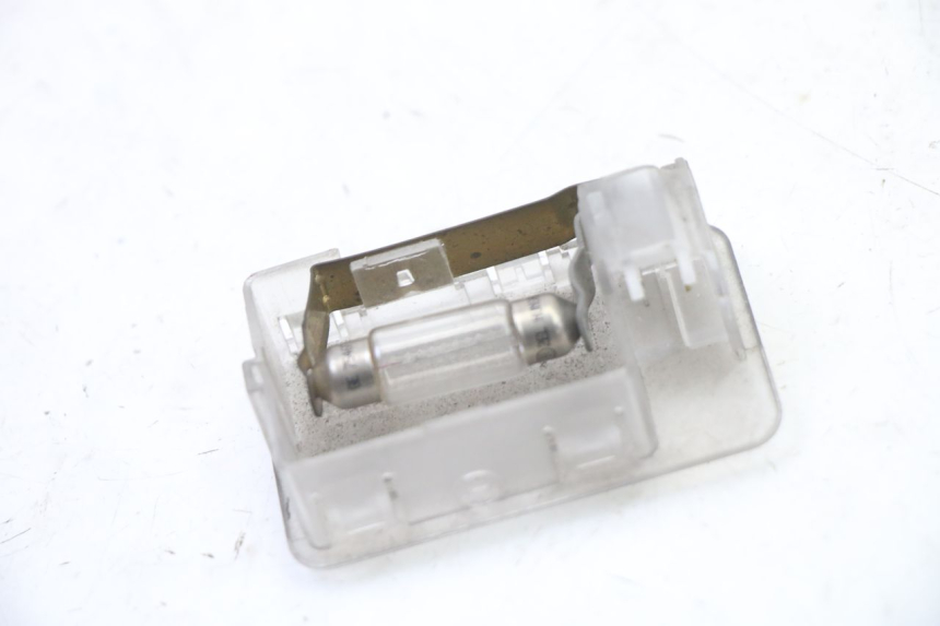 photo de NUMBER PLATE LIGHTING PIAGGIO MP3 500 (2011 - 2015) - Zoom on usage condition