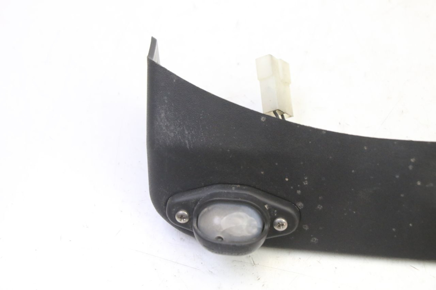 photo de NUMBER PLATE LIGHTING PIAGGIO MP3 RL 250 (2006 - 2010) - Component detail