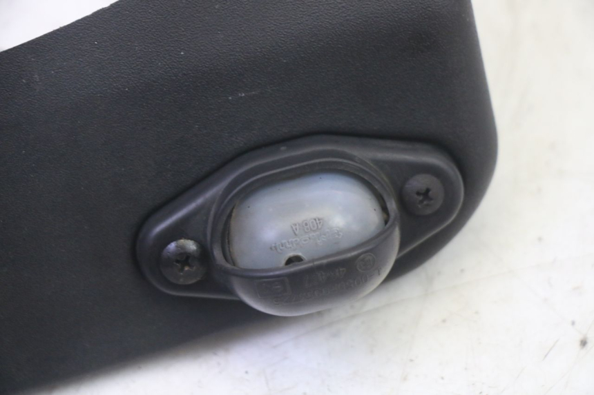 photo de NUMBER PLATE LIGHTING PIAGGIO MP3 RL 250 (2006 - 2010) - Zoom on usage condition