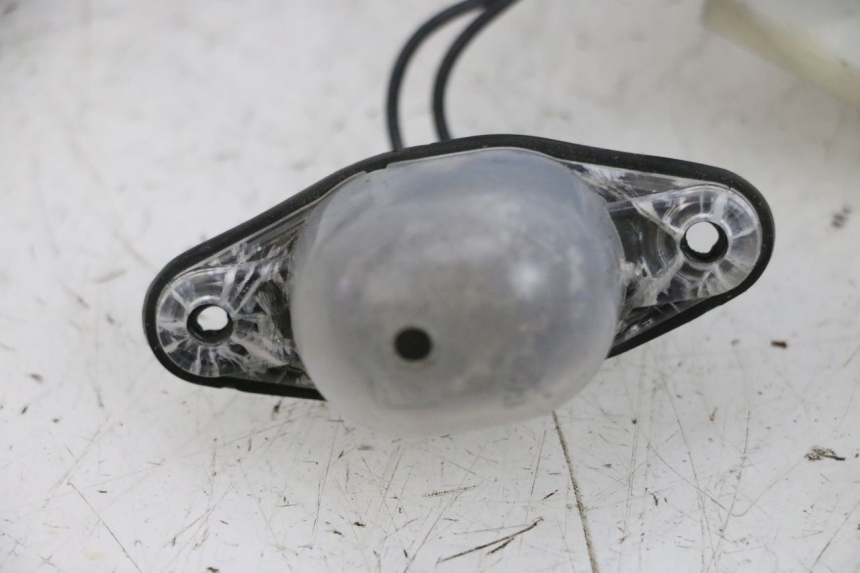 photo de NUMBER PLATE LIGHTING PIAGGIO MP3 RL 250 (2006 - 2010) - Additional view of the item