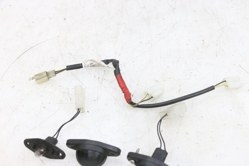 photo de NUMBER PLATE LIGHTING PIAGGIO MP3 500 (2016 - 2018) - Alternative perspective