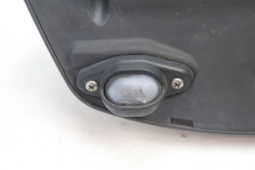 photo de NUMBER PLATE LIGHTING PIAGGIO MP3 500 (2016 - 2018) - Alternative perspective