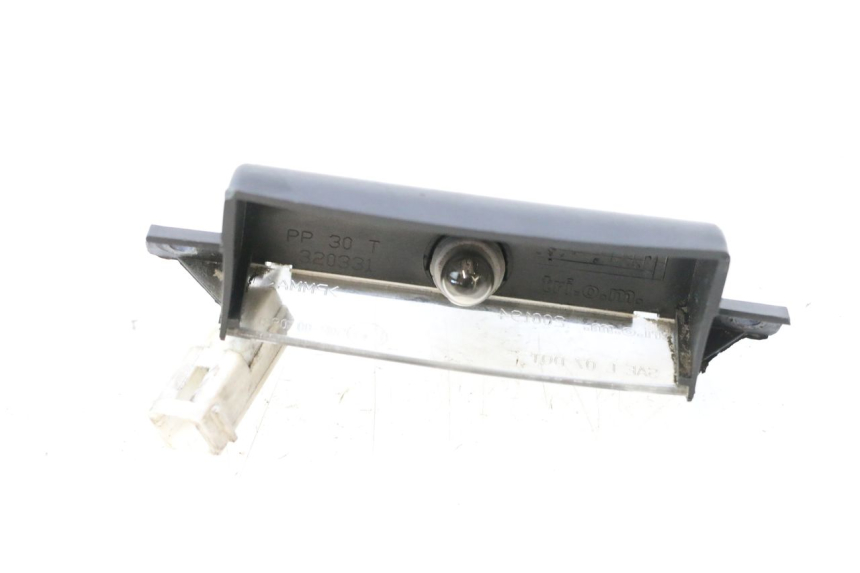 photo de NUMBER PLATE LIGHTING PIAGGIO MP3 125 (2006 - 2014) - Component detail