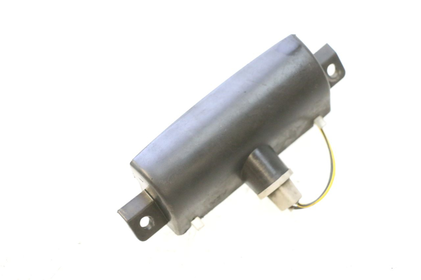photo de NUMBER PLATE LIGHTING PIAGGIO MP3 125 (2006 - 2014) - Zoom on usage condition