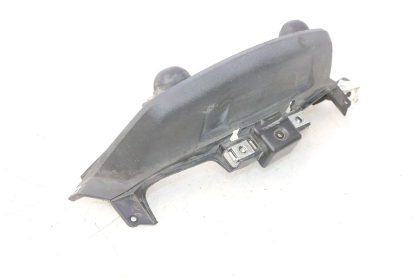 photo de NUMBER PLATE LIGHTING PIAGGIO MP3 500 (2016 - 2018) - Zoom on usage condition