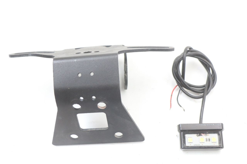 photo de NUMBER PLATE LIGHTING KAWASAKI NINJA 400 (2018 - 2023) - Technical close-up