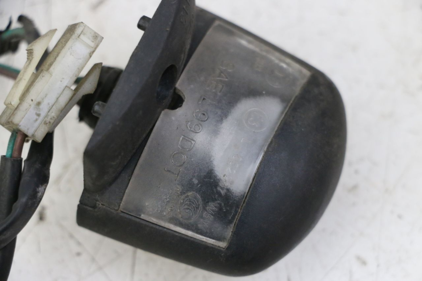 photo de NUMBER PLATE LIGHTING PEUGEOT SATELIS 125 (2013 - 2018) - Technical close-up