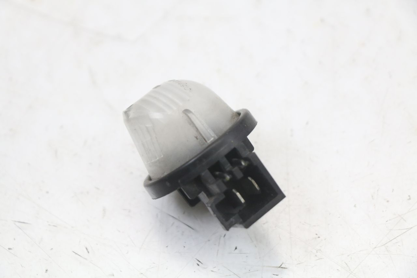 photo de NUMBER PLATE LIGHTING SUZUKI BURGMAN 125 (2018 - 2021) - Alternative perspective