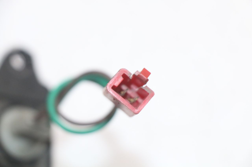 photo de NUMBER PLATE LIGHTING KYMCO XCITING 250 (2006 - 2009) - Alternative perspective