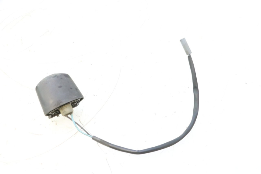 photo de NUMBER PLATE LIGHTING YAMAHA YP MAJESTY 125 (1998 - 2001) - Zoom on usage condition
