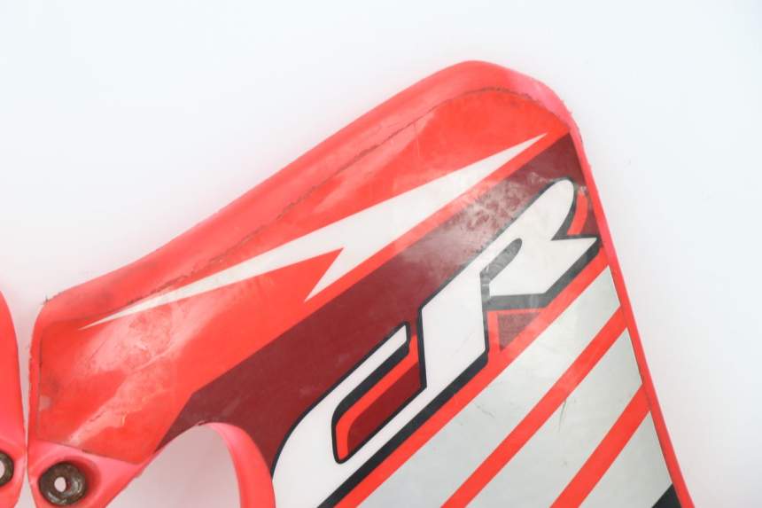 photo de RADIATOR SCOOP HONDA CR 125 (1989 - 1991) - Surface and material condition