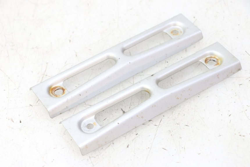 photo de RADIATOR SCOOP YAMAHA FZ6 FAZER S2 600 (2007 - 2011) - Main view