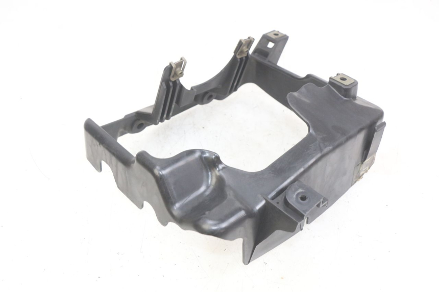 photo de RADIATOR SHROUD APRILIA SCARABEO LIGHT 125 (2007 - 2011) - Component detail