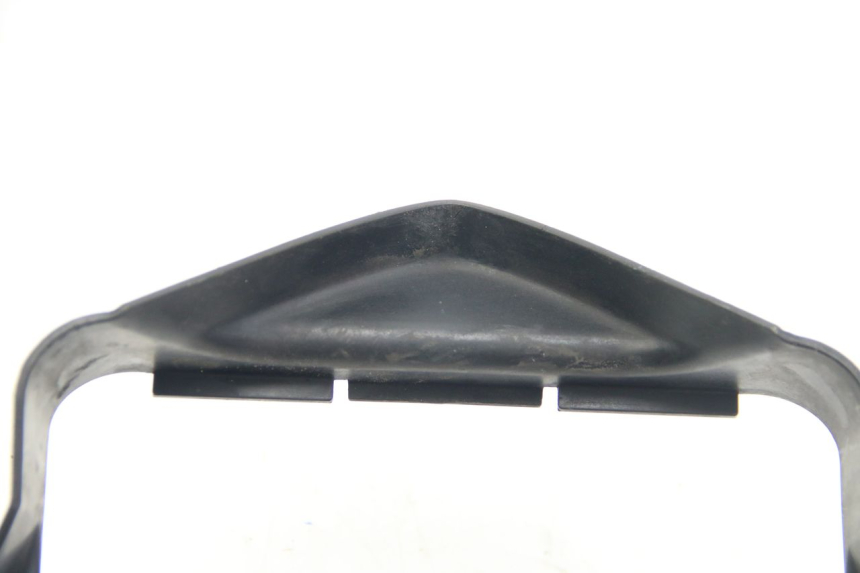 photo de RADIATOR SHROUD SUZUKI SIXTEEN 125 (2008 - 2010) - Component detail