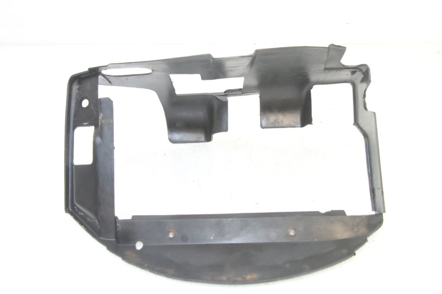 photo de RADIATOR SCOOP PIAGGIO SUPER LX 125 (2000 - 2003) - Alternative perspective