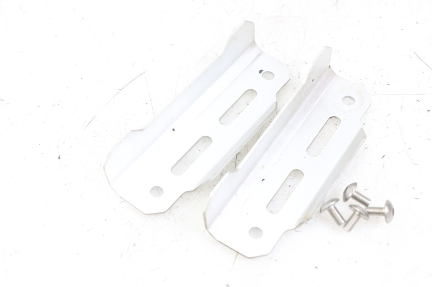 photo de RADIATOR SHROUD SUZUKI SV N 650 (1999 - 2002) - Alternative perspective