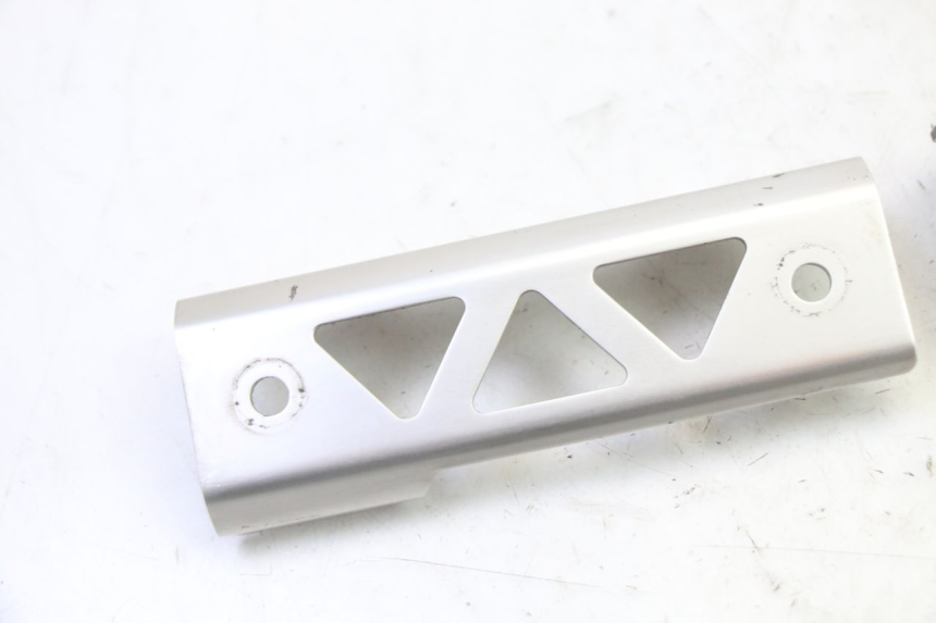 photo de RADIATOR SCOOP SUZUKI SV S 650 (2003 - 2009) - Component detail