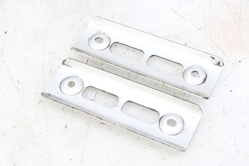 photo de RADIATOR SCOOP YAMAHA FZS FAZER 600 (2001 - 2003) - Alternative perspective