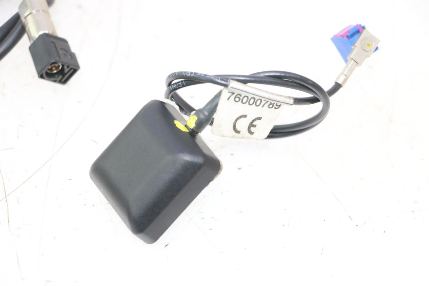 photo de INFOTAINMENT DISPLAY HARLEY DAVIDSON ROAD GLIDE FLTRXSE 1920 (2018 - 2022) - Spare part profile view