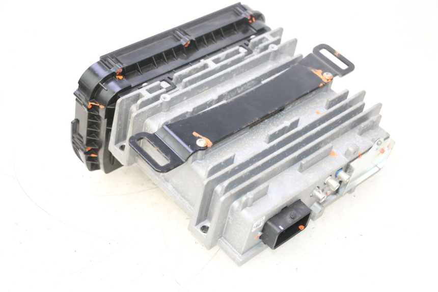 photo de INFOTAINMENT DISPLAY HARLEY DAVIDSON ROAD GLIDE FLTRXSE 1920 (2018 - 2022) - Additional view of the item