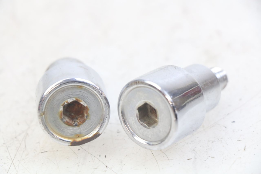 photo de HANDLEBAR END NECO ALEXONE 125 (2017 - 2024) - Zoom on usage condition