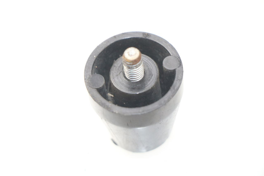 photo de HANDLEBAR ENDS APRILIA ATLANTIC 125 (2003 - 2009) - Zoom on usage condition