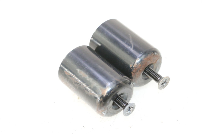 photo de HANDLEBAR END SUZUKI BURGMAN 125 (2007 - 2014) - Zoom on usage condition