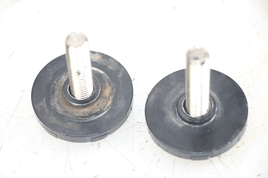 photo de HANDLEBAR END HONDA CA REBEL 125 (1995 - 2001) - Zoom on usage condition