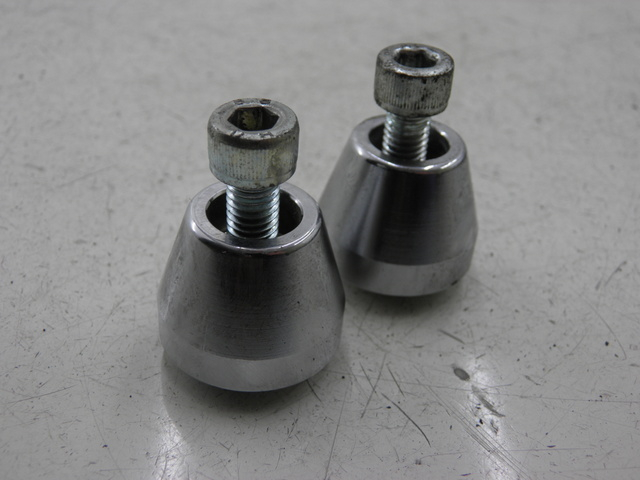 photo de HANDLEBAR ENDS DAELIM S2 FI 125 (2008 - 2012) - Main view
