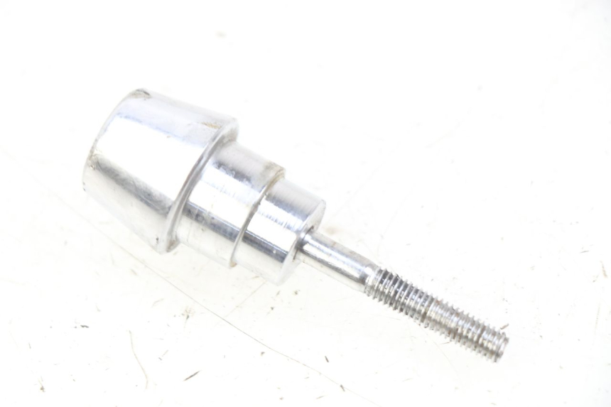 photo de HANDLEBAR END PEUGEOT DJANGO 2T 50 (2014 - 2019) - Zoom on usage condition