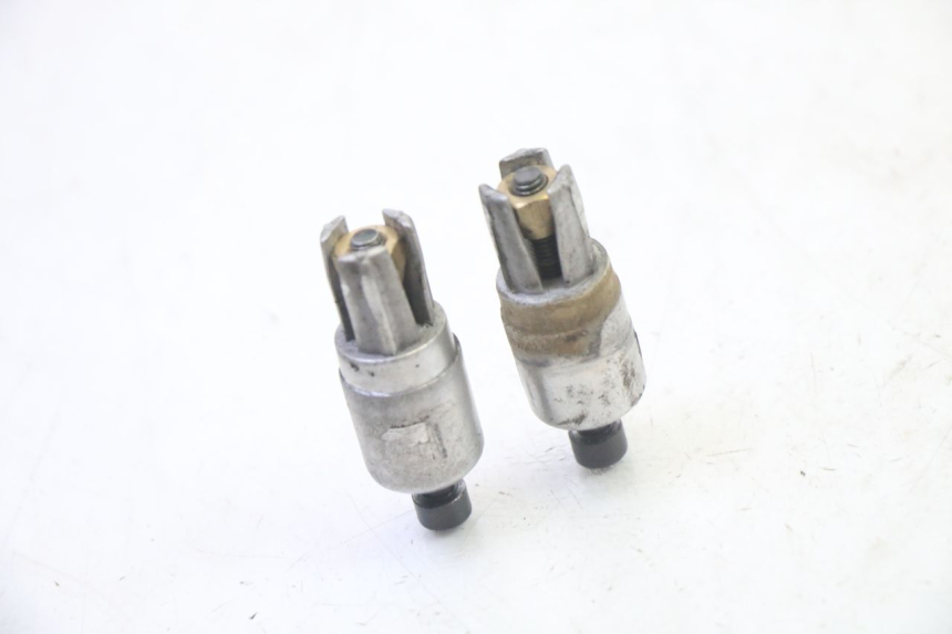 photo de HANDLEBAR END PEUGEOT ELYSTAR 50 (2002 - 2014) - Component detail