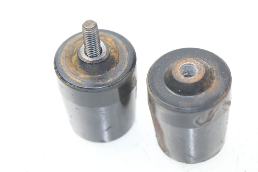 photo de HANDLEBAR ENDS YAMAHA FZ8 800 (2010 - 2016) - Component detail