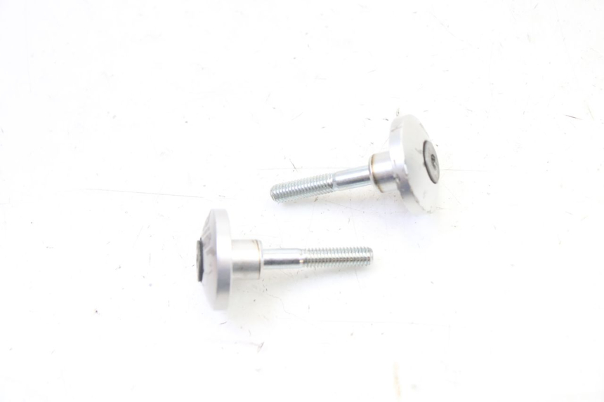 photo de HANDLEBAR ENDS SUZUKI GS GSE 500 (2001 - 2003) - Zoom on usage condition