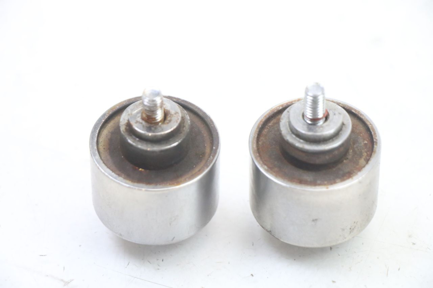 photo de HANDLEBAR END HONDA FES S-WING SWING ABS 125 (2007 - 2015) - Technical close-up